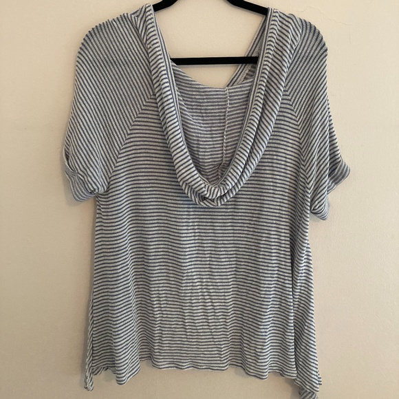 Maronie Top NWOT - Picture 2 of 3